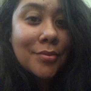 Meet your Posher, Dalia